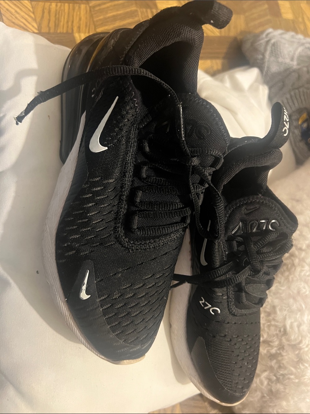 Nike Kids Black and White Air Max 270 Sneakers